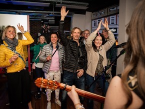 Besucher im boostX bei Sina | 9. Elmshorner Musiknacht 2025